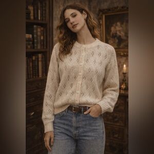 Vintage Made in Scotland cream wool cardigan, size 40 (M)